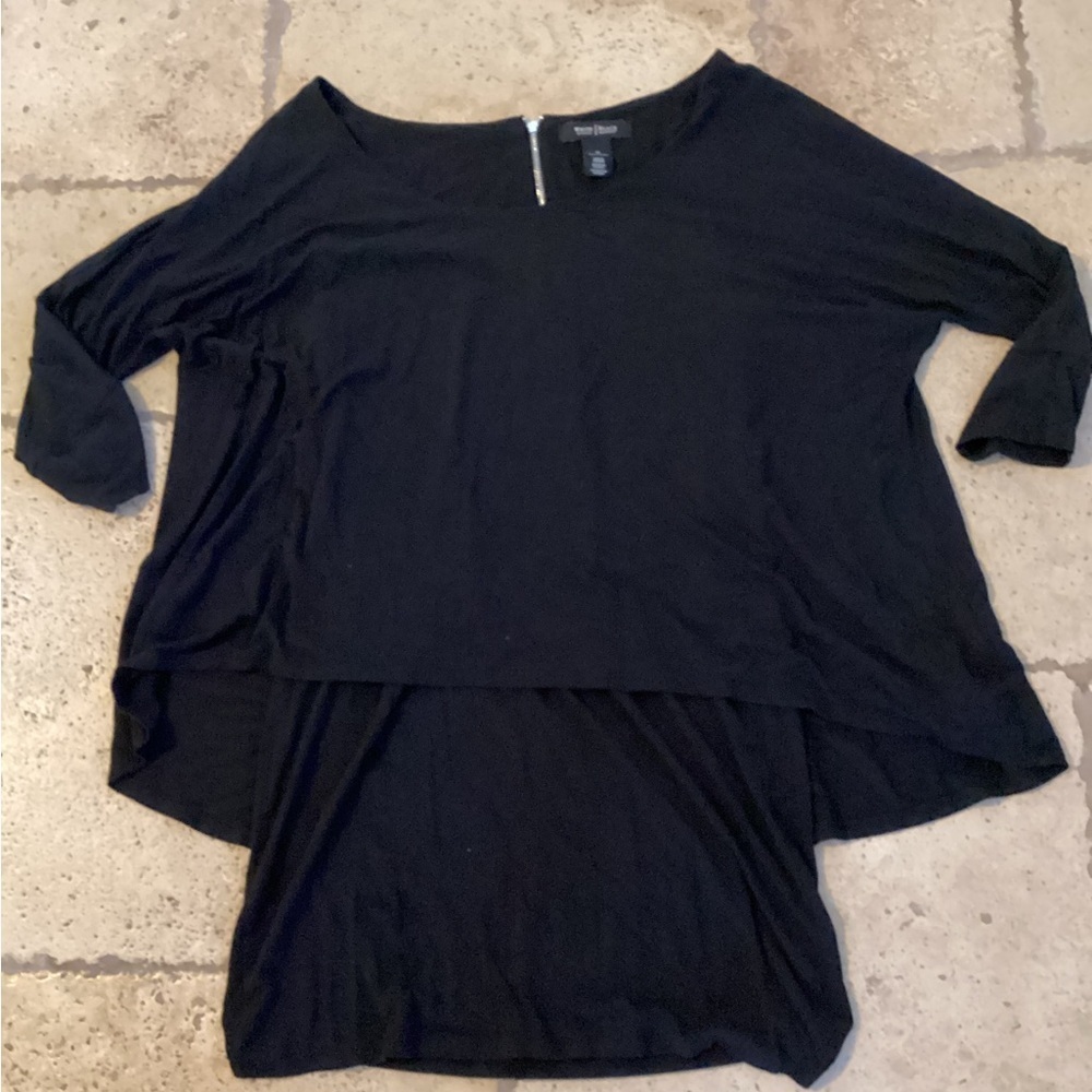White House black market tunic top-SZ M
Pit to pit 22”
Length 30”
Y1